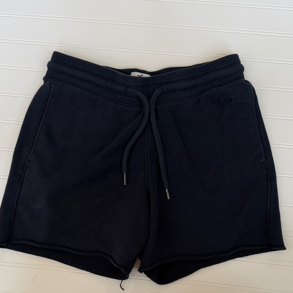 (055)Hollister Navy Drawcord Athletic Shorts